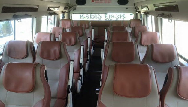 Maharaja Tempo Traveller in Delhi