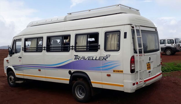 Maharaja Tempo Traveller in Delhi